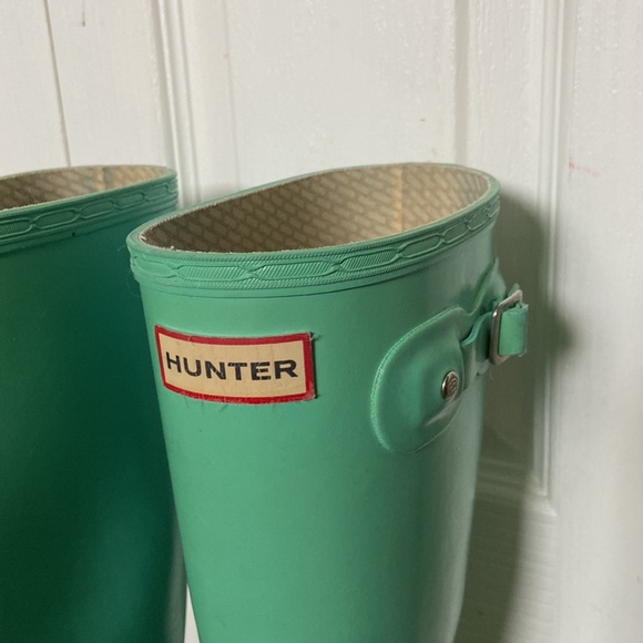 Cute Mint Hunter Boots Gloss - Picture 2 of 6